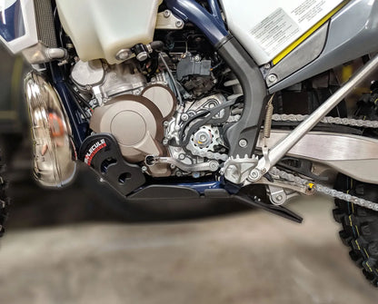 Side view of Husky 250 dirt bike