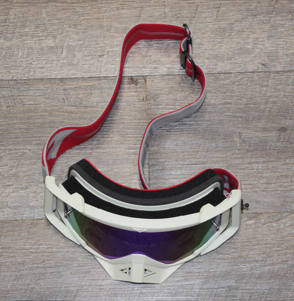 Top view of the Bullet Goggle by FlowVision Company 