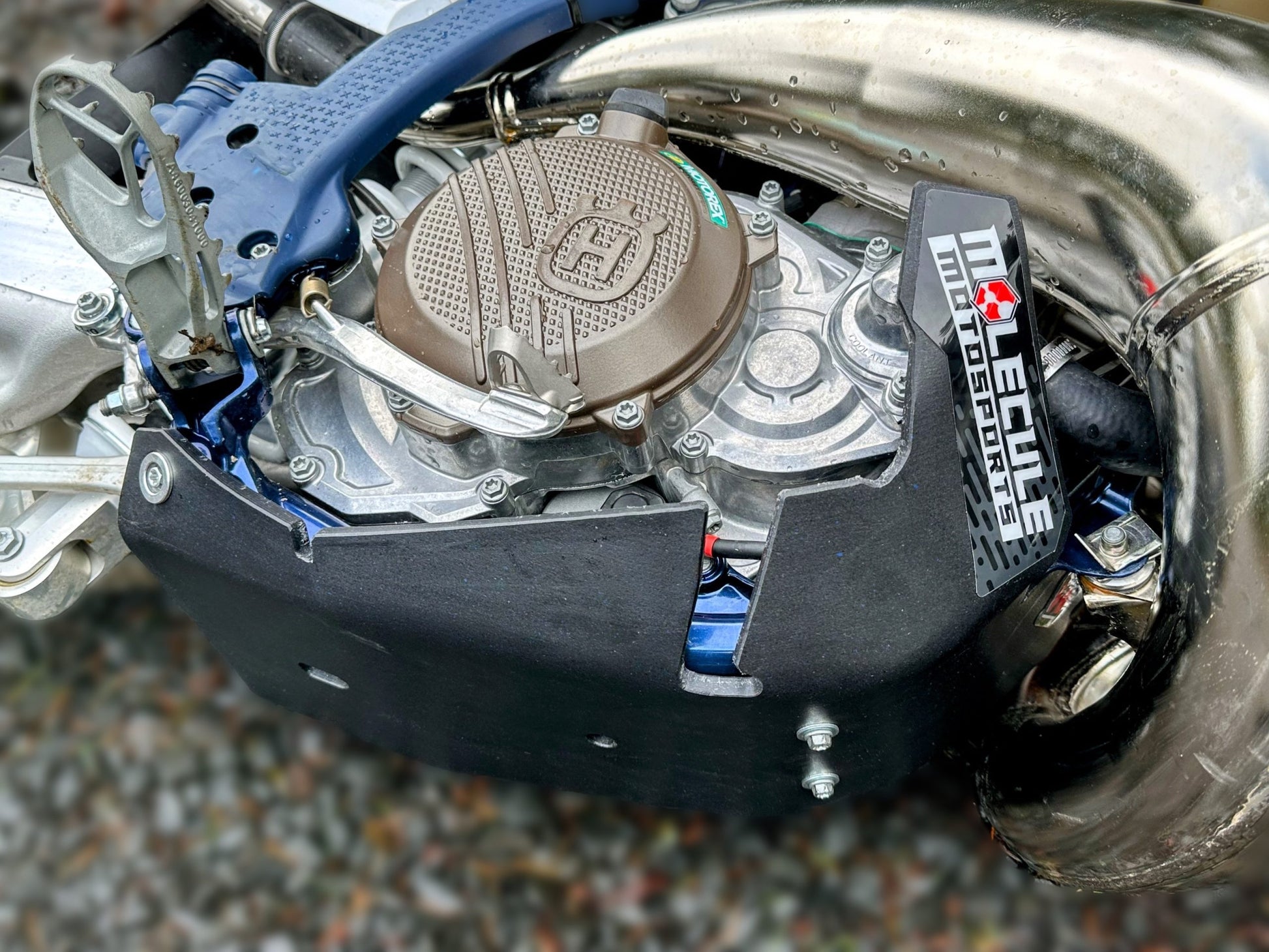 Molecule Skid Plate on Husqvarna